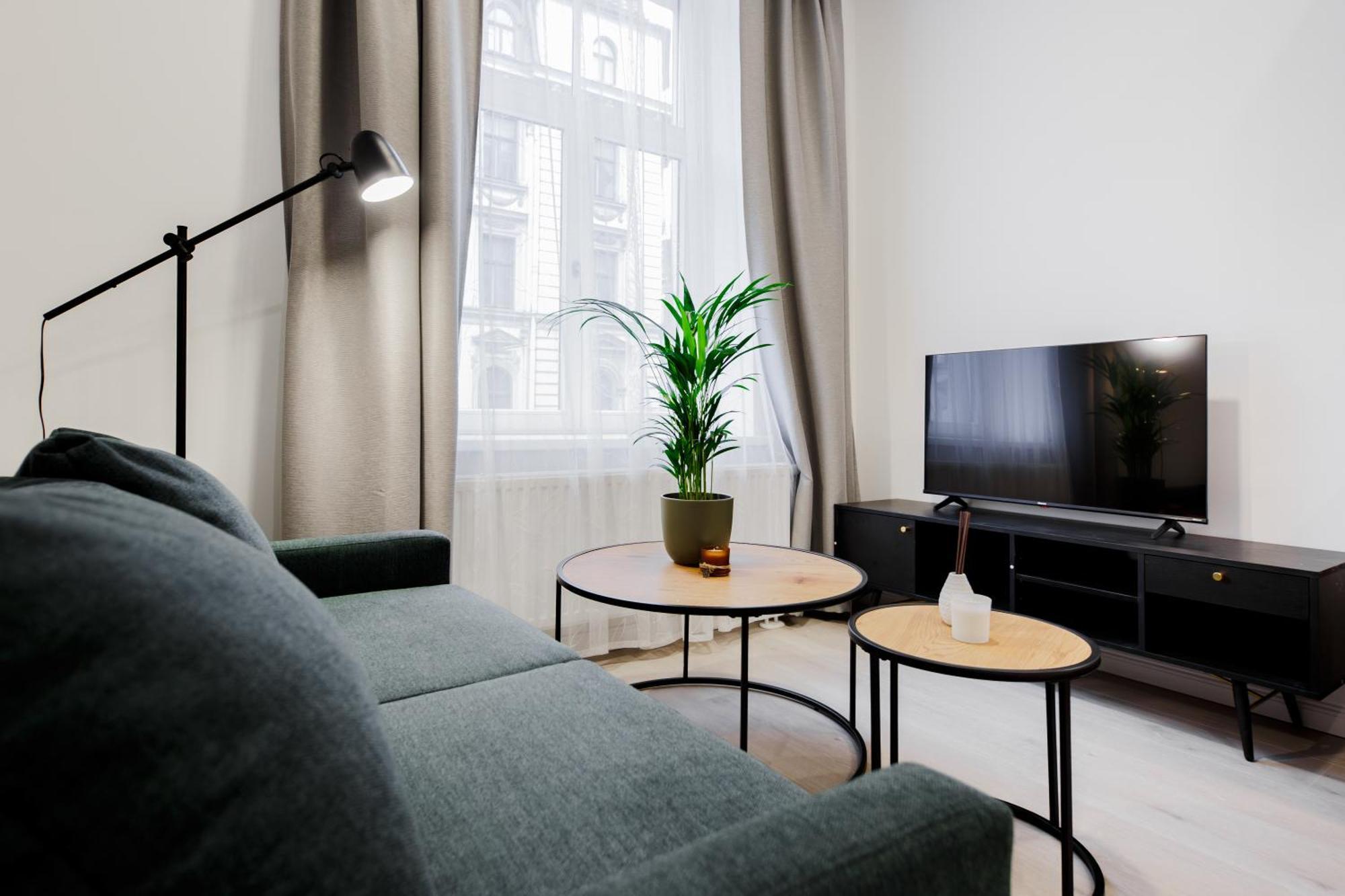 Rigaapartment Elizabetes 22 Self-Service Aparthotel Экстерьер фото